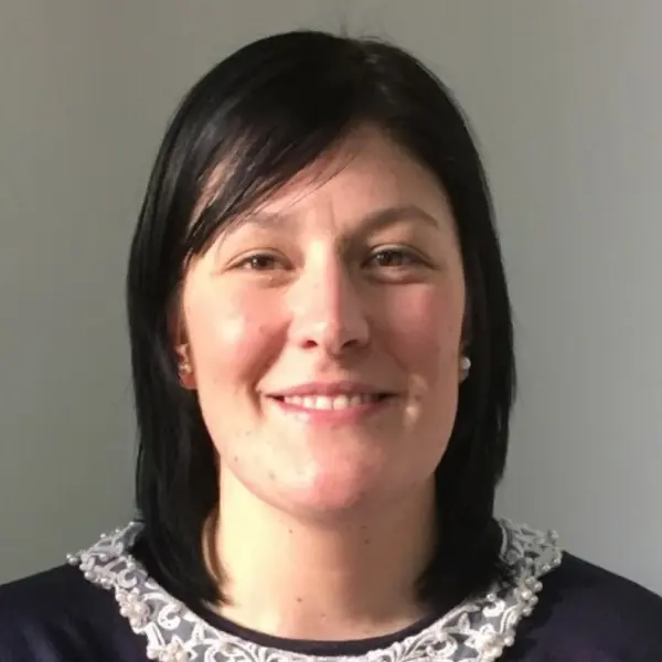 Dr Sarah Hutton